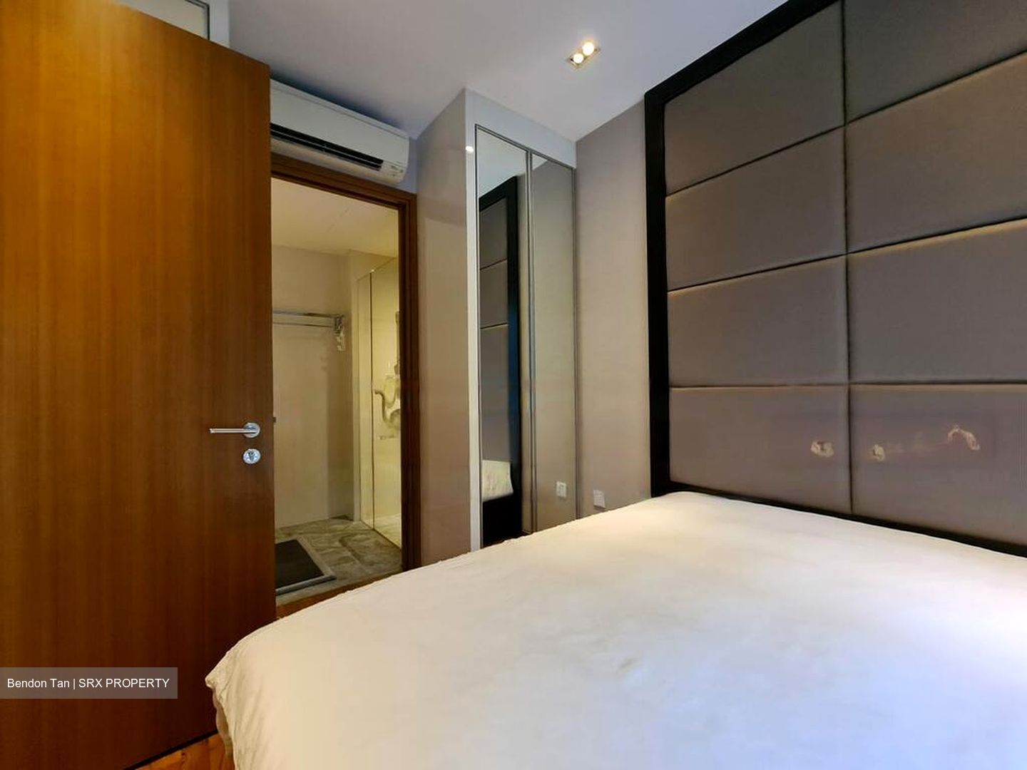 RV Suites (D10), Apartment #449604751
